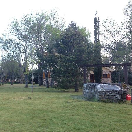 Exclusiva Casa Y Finca Privada Itos Pelayos del Arroyo Exterior photo