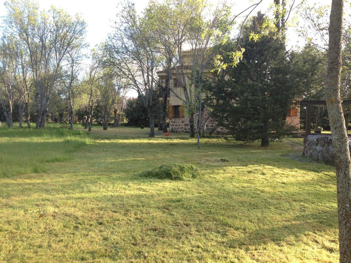Exclusiva Casa Y Finca Privada Itos Pelayos del Arroyo Exterior photo